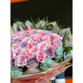 60 RENKLİ GÜL BUKETİ